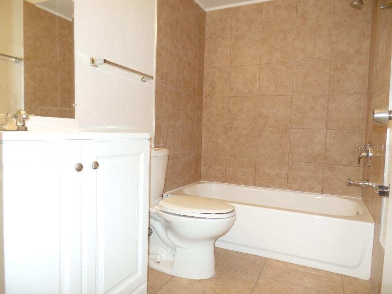 Listing Photo 9