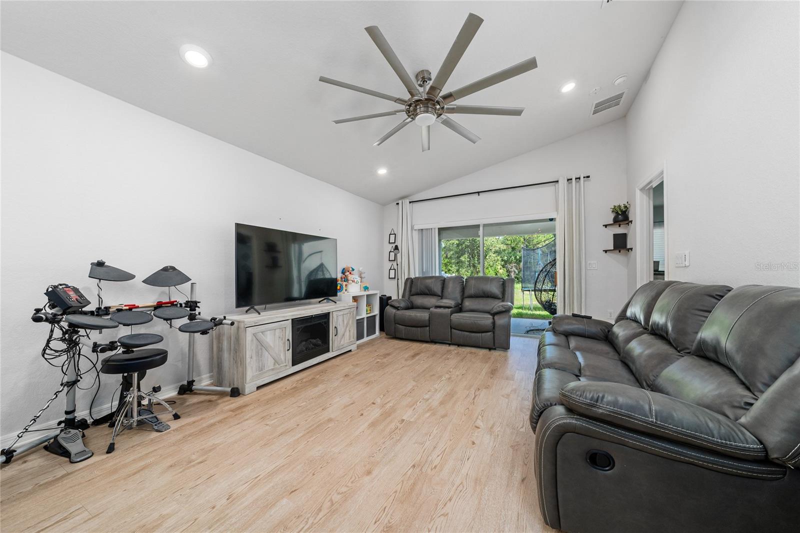 Listing Photo 21