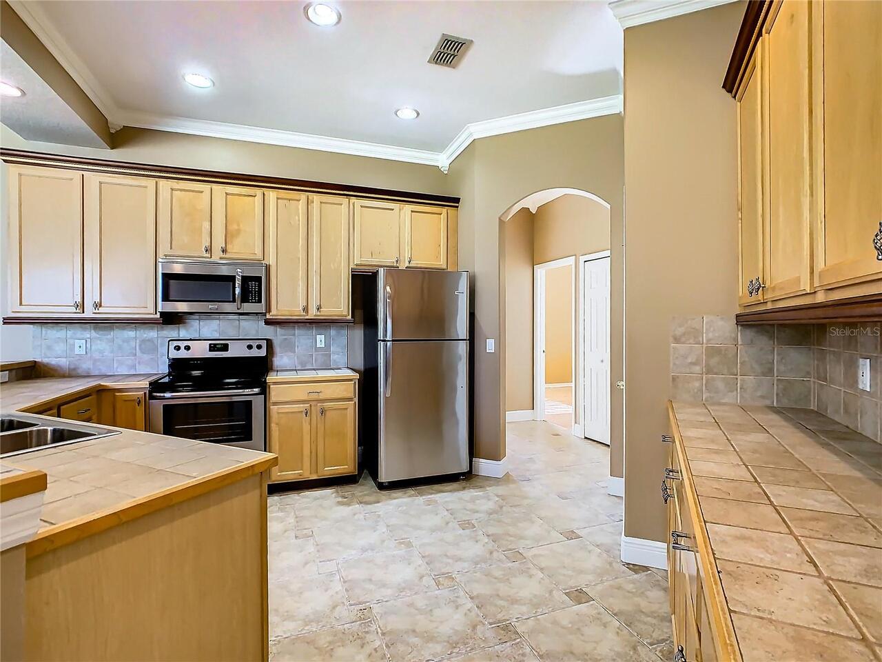 Listing Photo 17