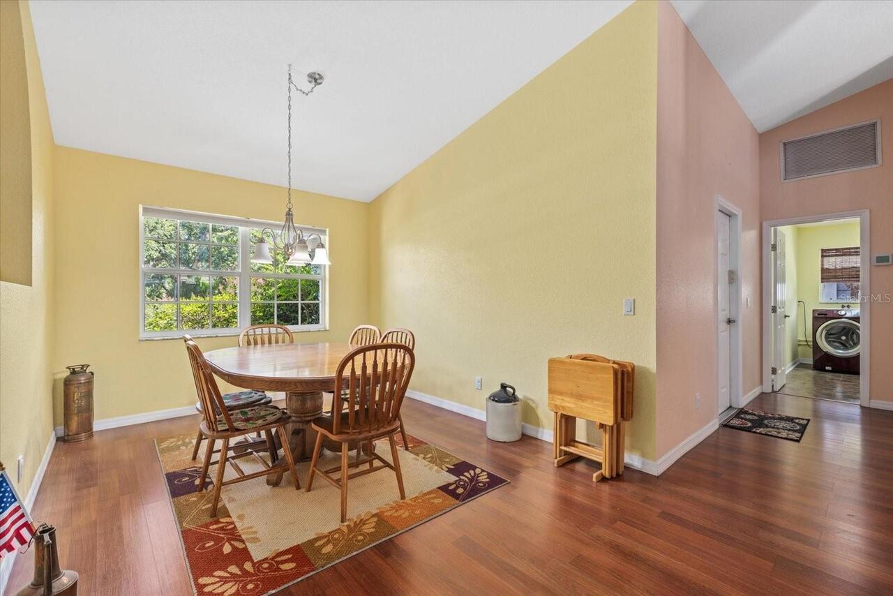 Listing Photo 8