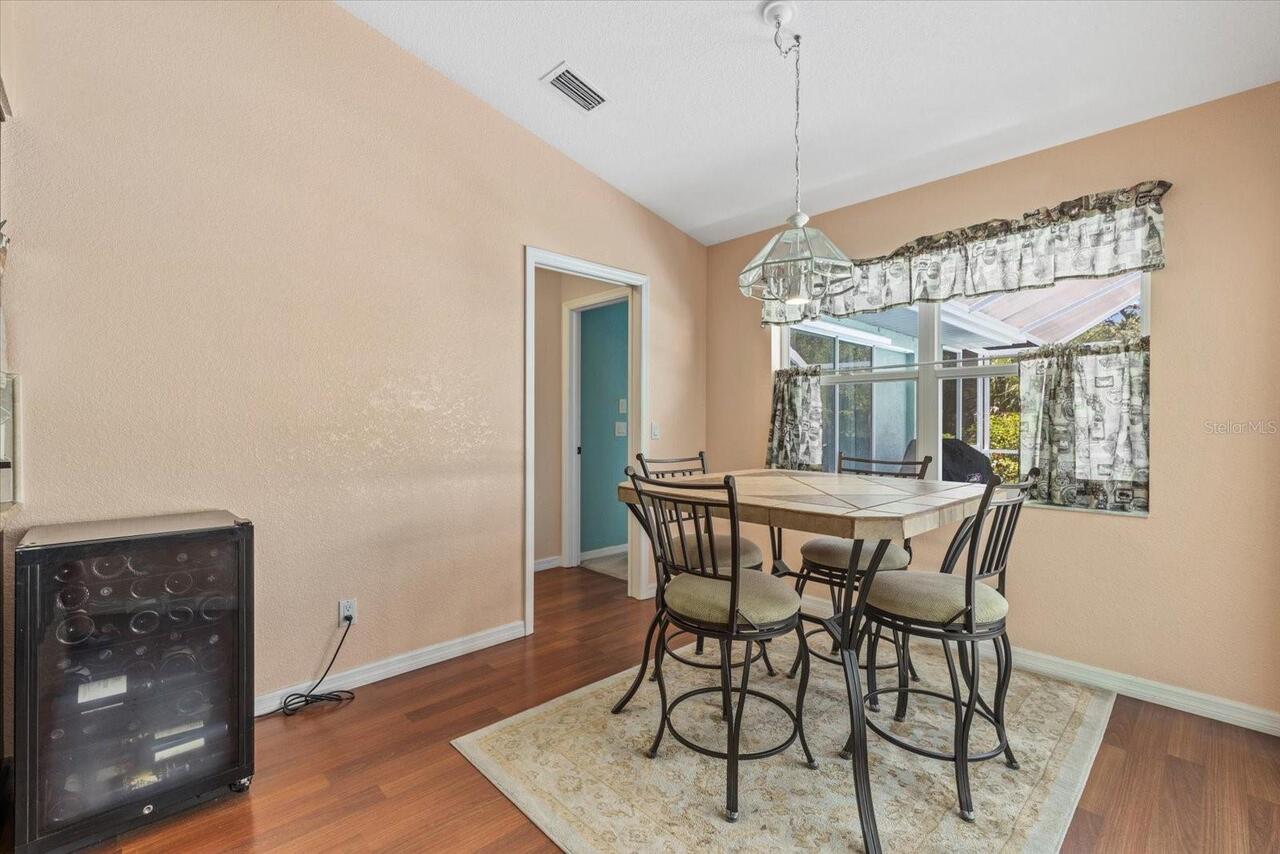 Listing Photo 17