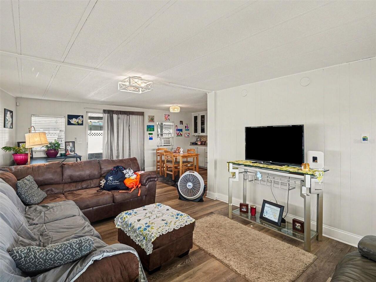 Listing Photo 7