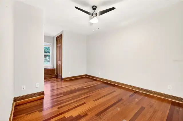 Listing Photo 20