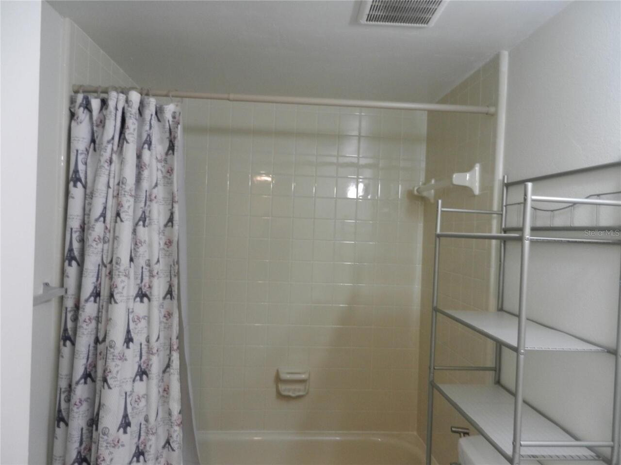 Listing Photo 24