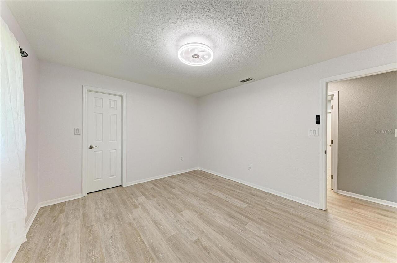 Listing Photo 41
