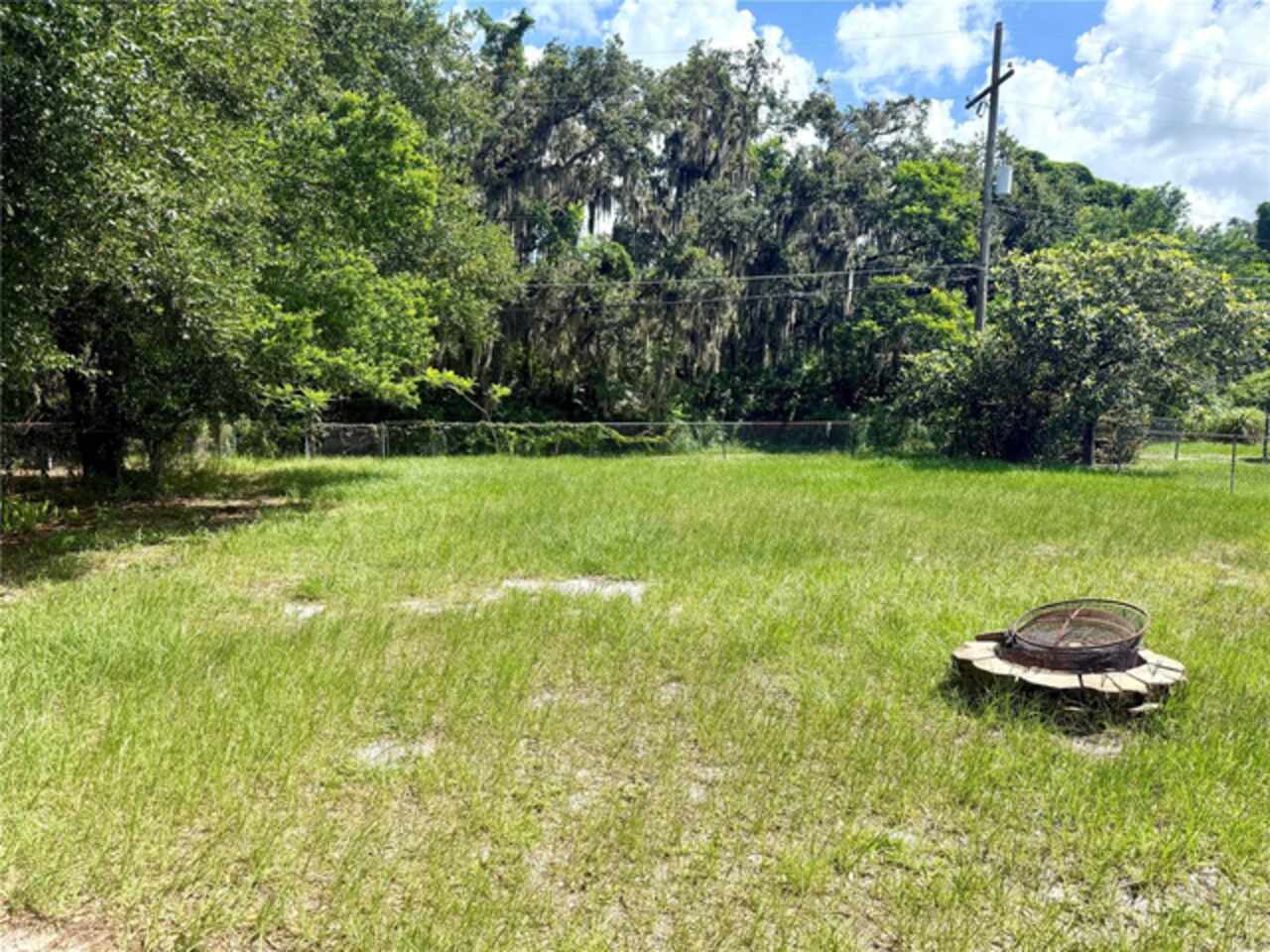 Listing Photo 10