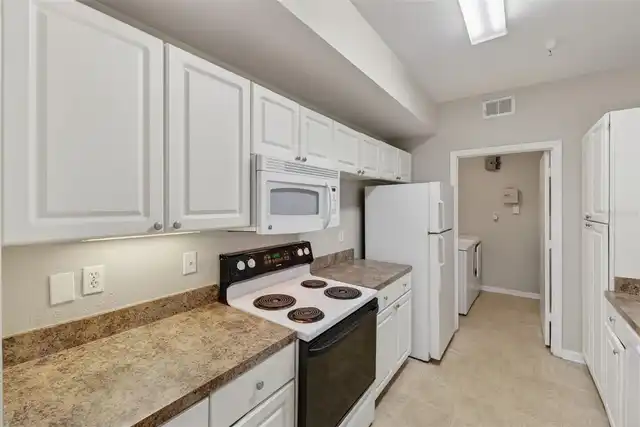 Listing Photo 28