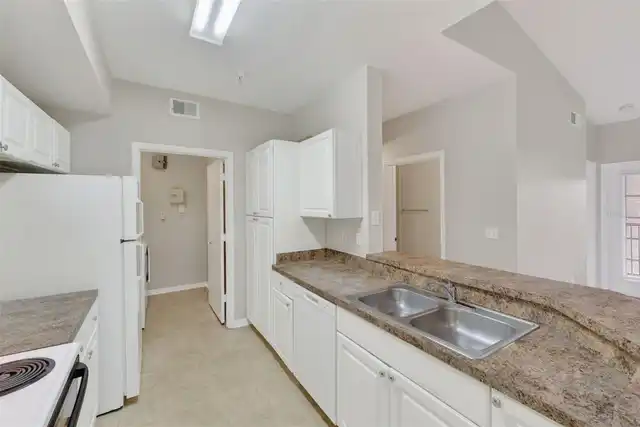 Listing Photo 32