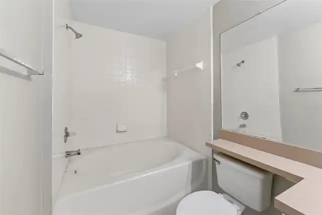 Listing Photo 44