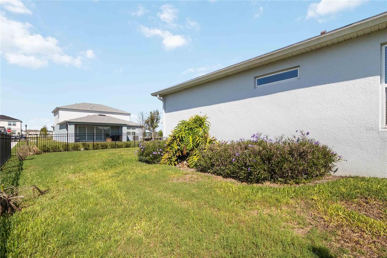Listing Photo 43
