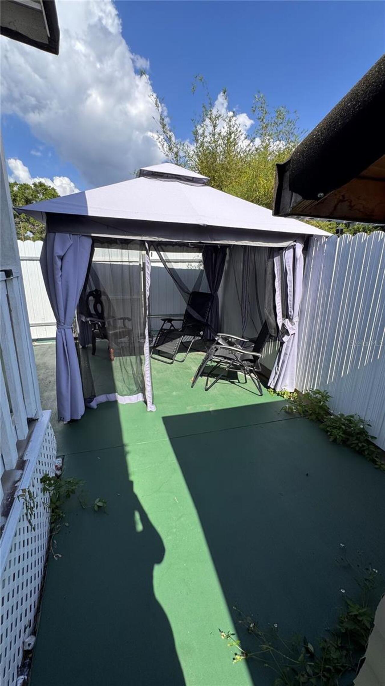 Listing Photo 9