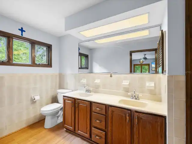 Listing Photo 37