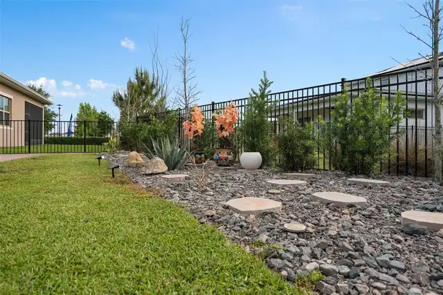 Listing Photo 43