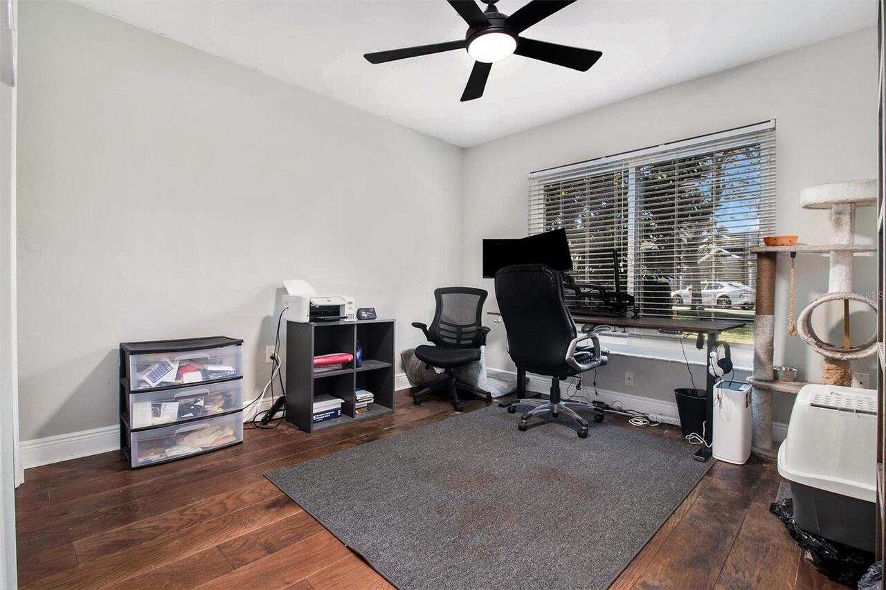 Listing Photo 14