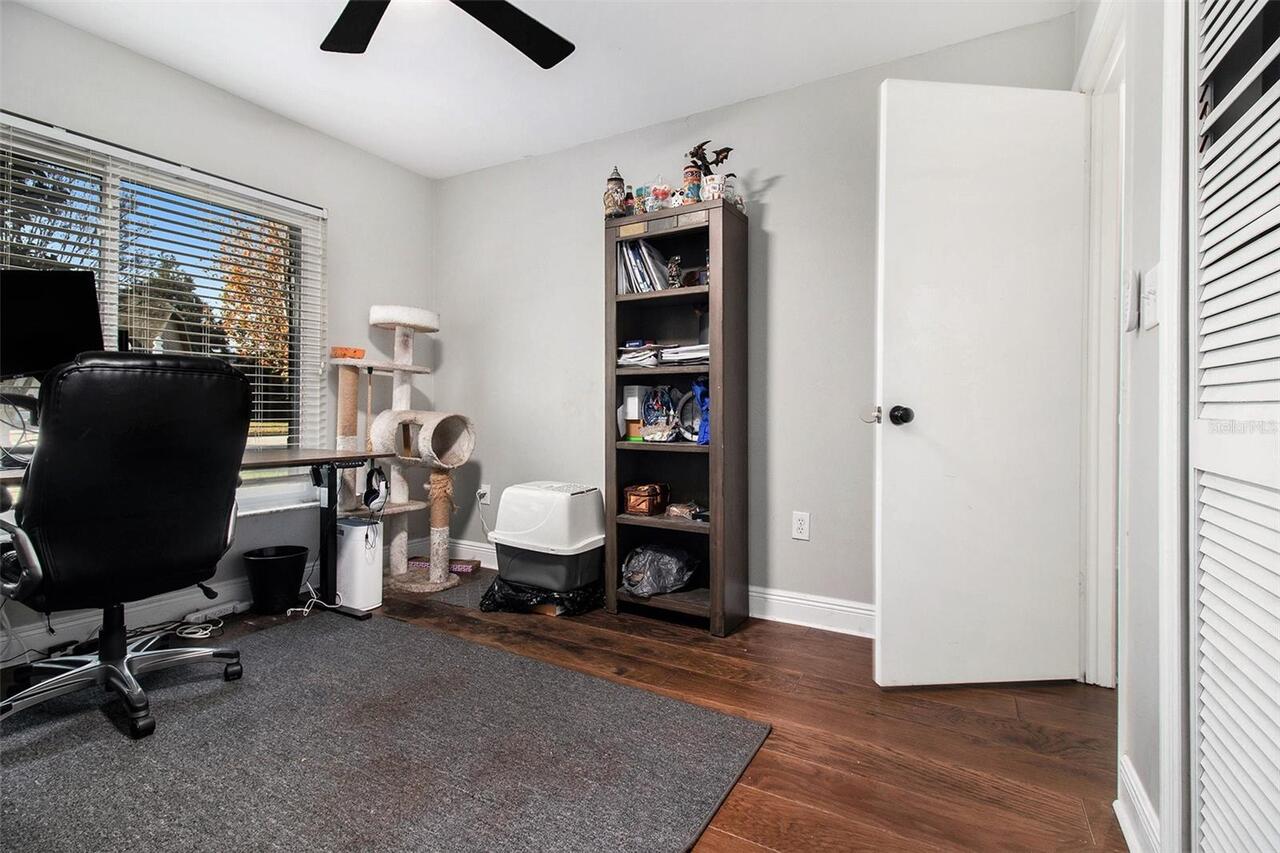 Listing Photo 15
