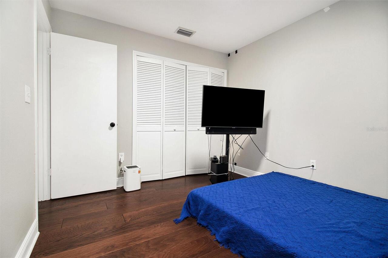 Listing Photo 20