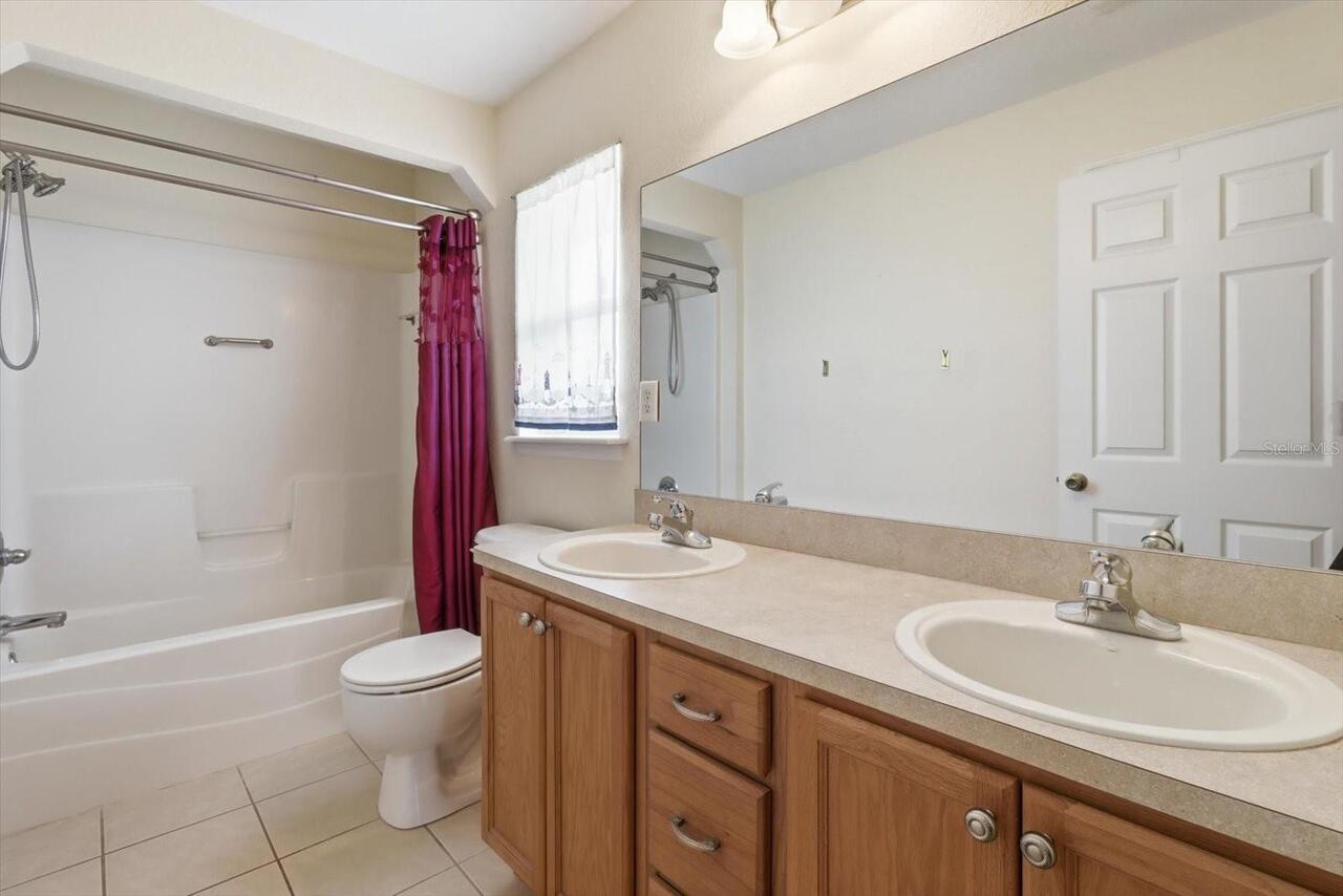 Listing Photo 16