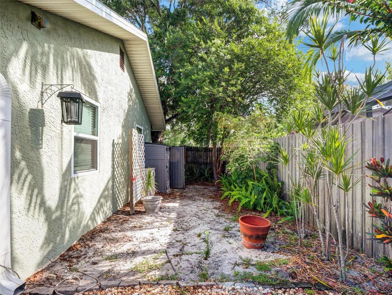 Listing Photo 11
