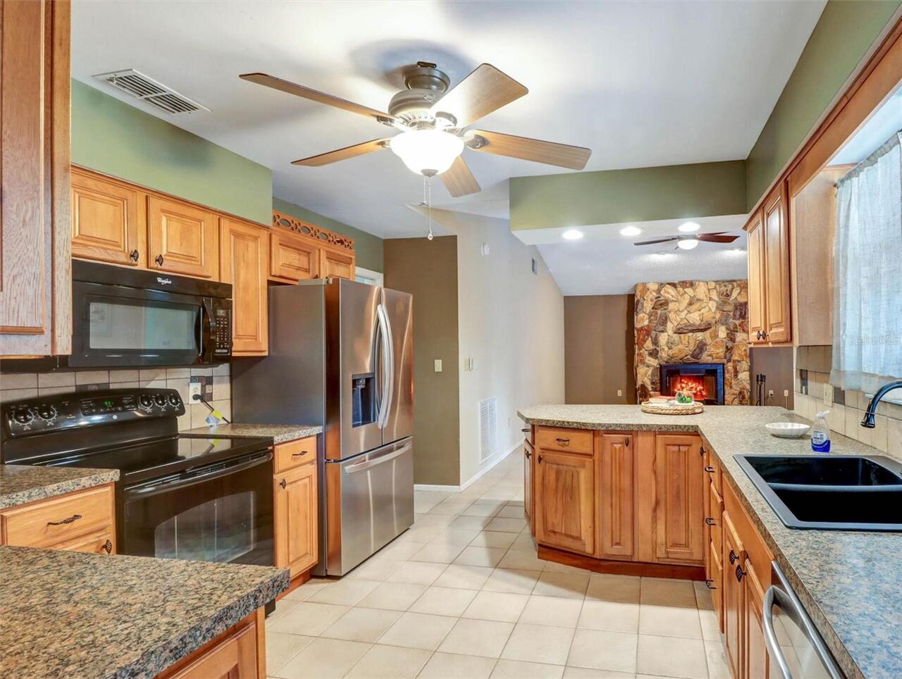Listing Photo 18