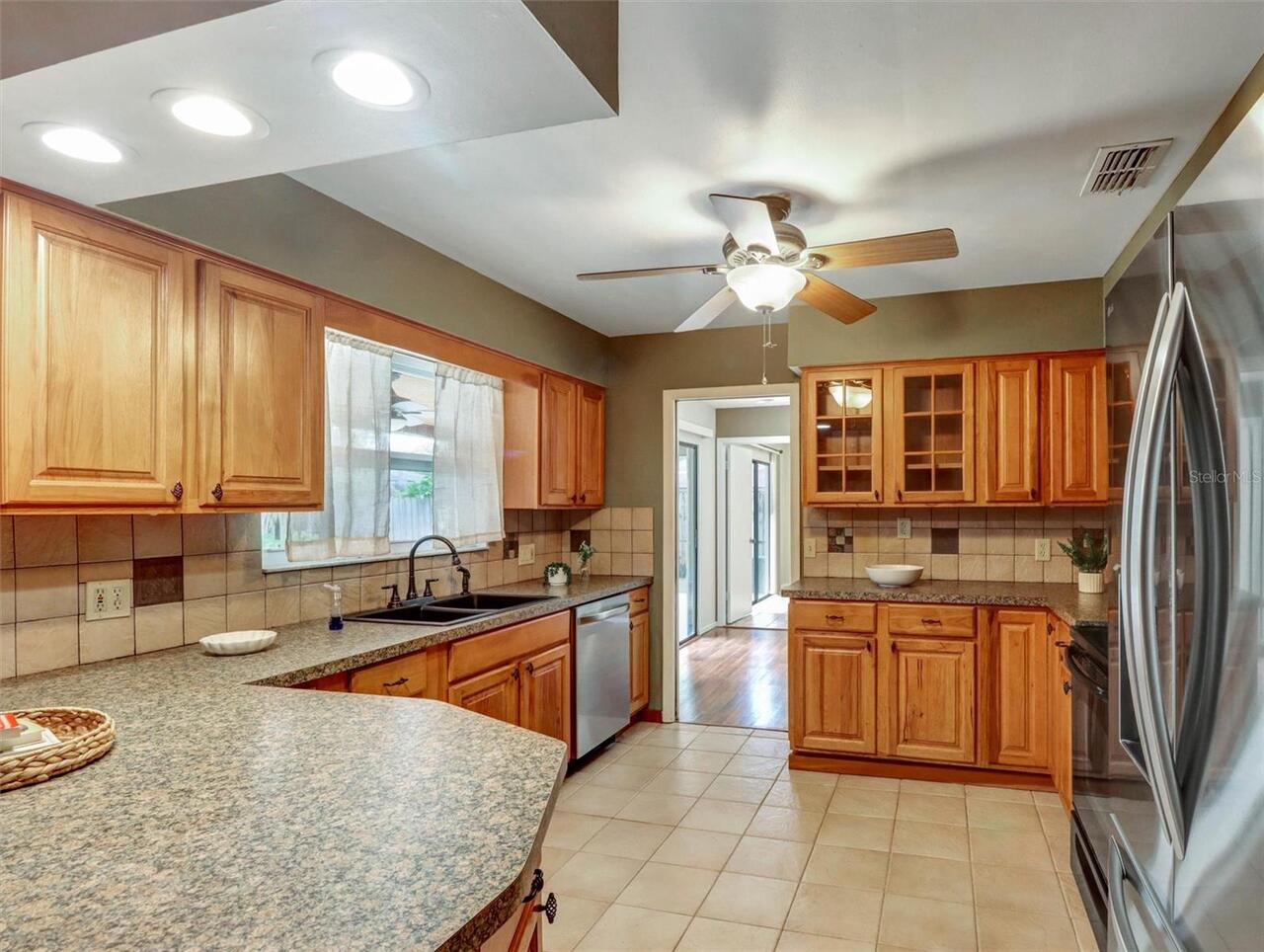 Listing Photo 19