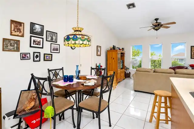 Listing Photo 14