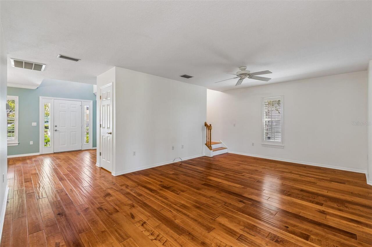Listing Photo 14