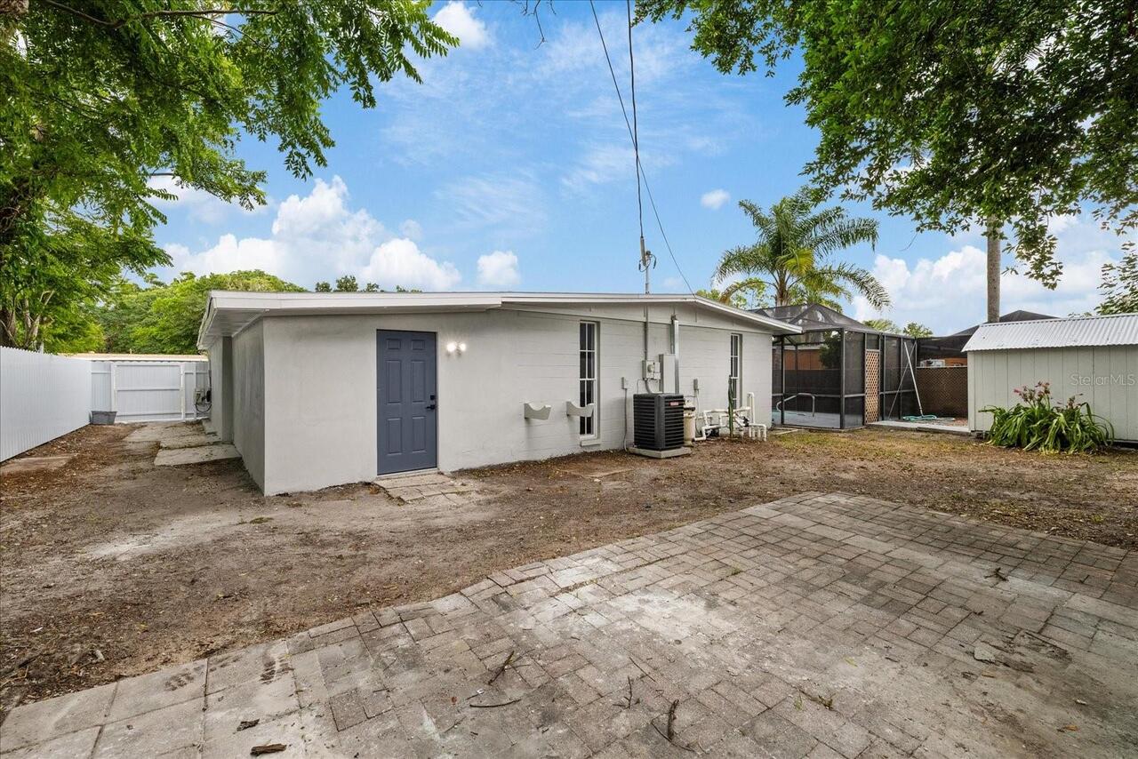 Listing Photo 16