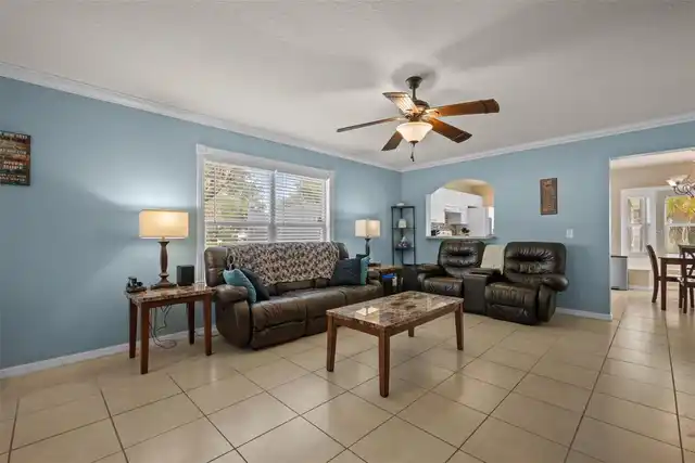 Listing Photo 7