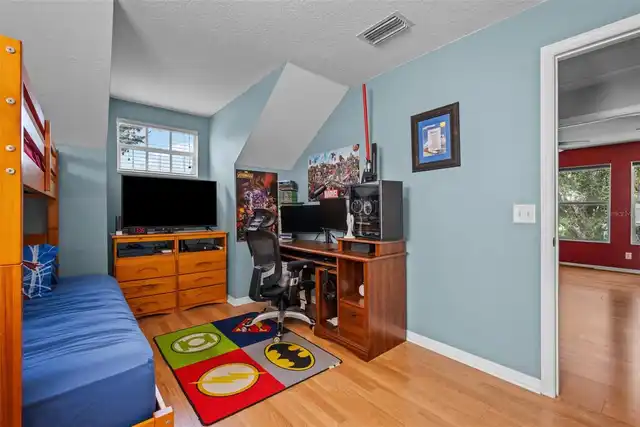 Listing Photo 20