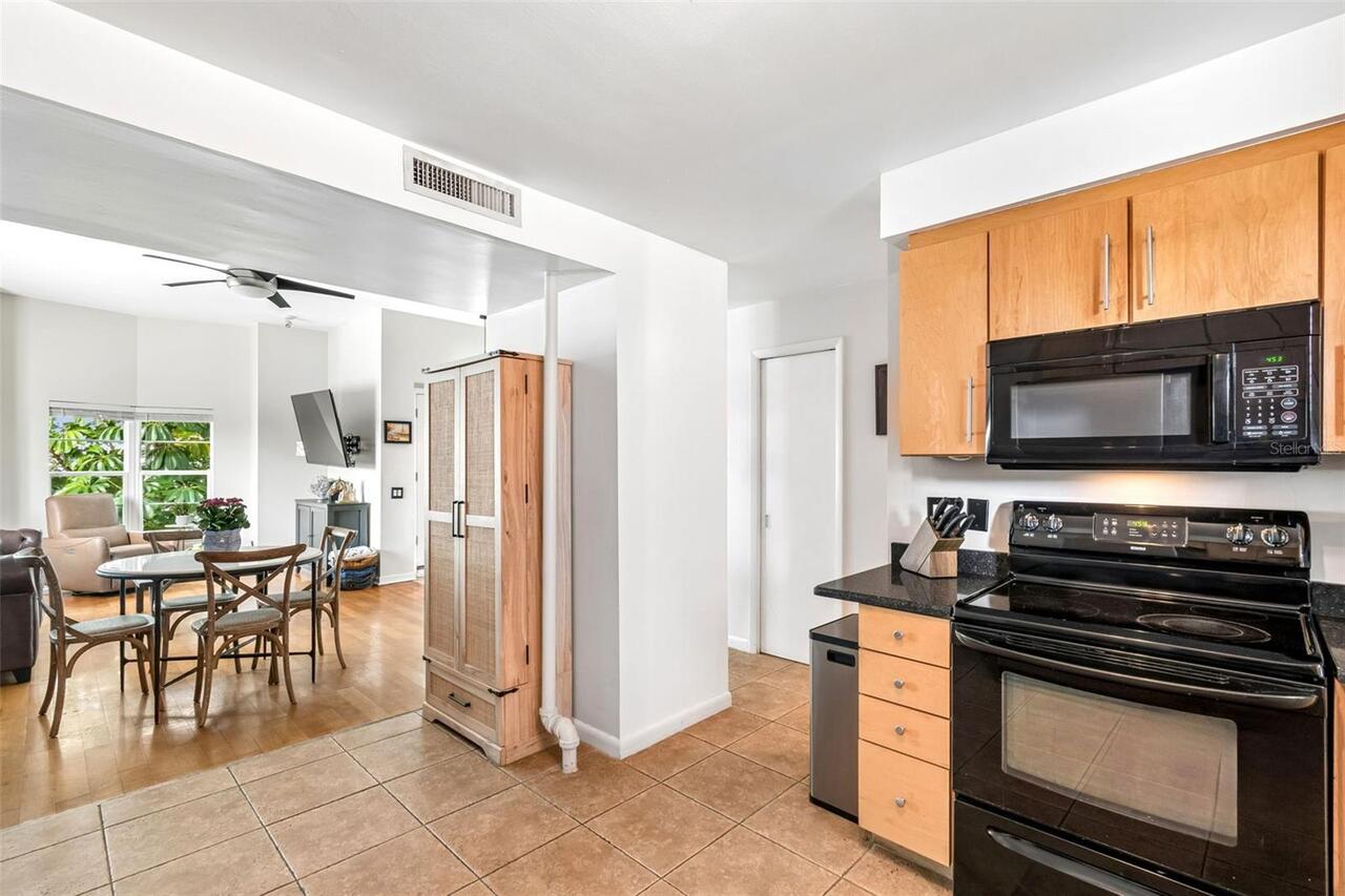 Listing Photo 16