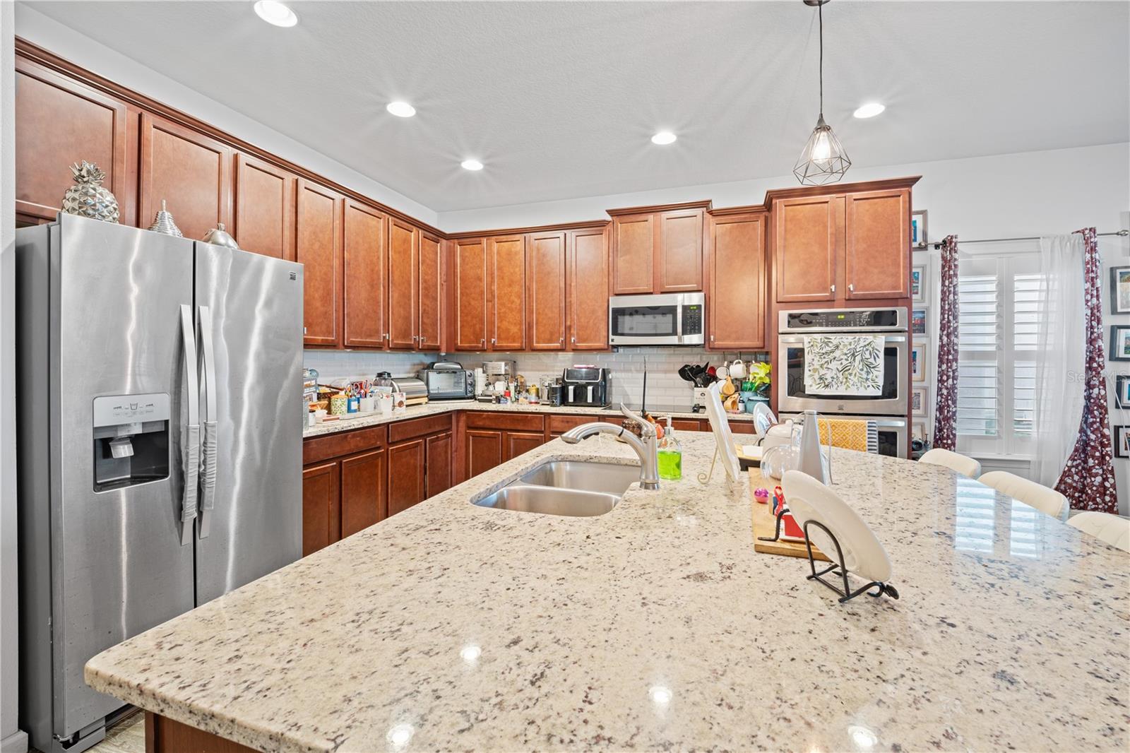Listing Photo 12