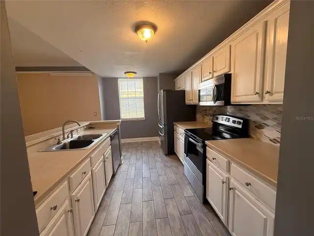 Listing Photo 13
