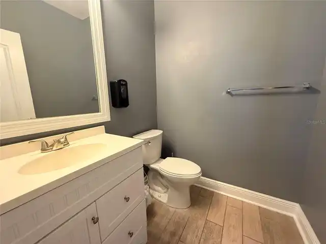 Listing Photo 16