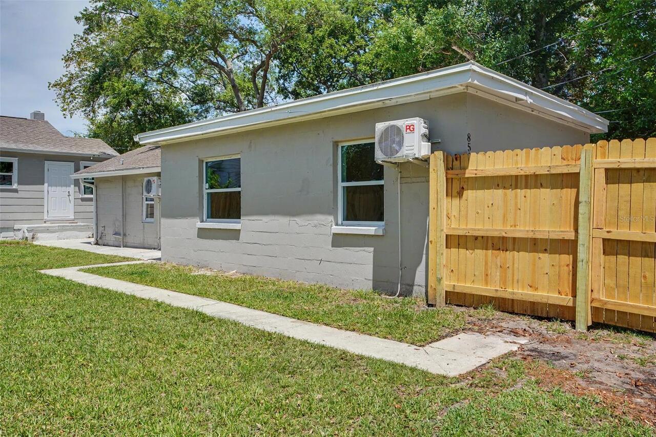 Listing Photo 11