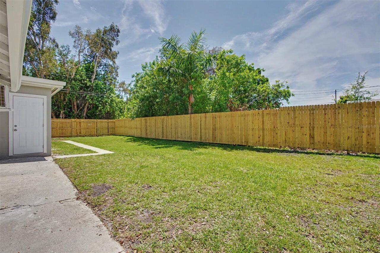 Listing Photo 17