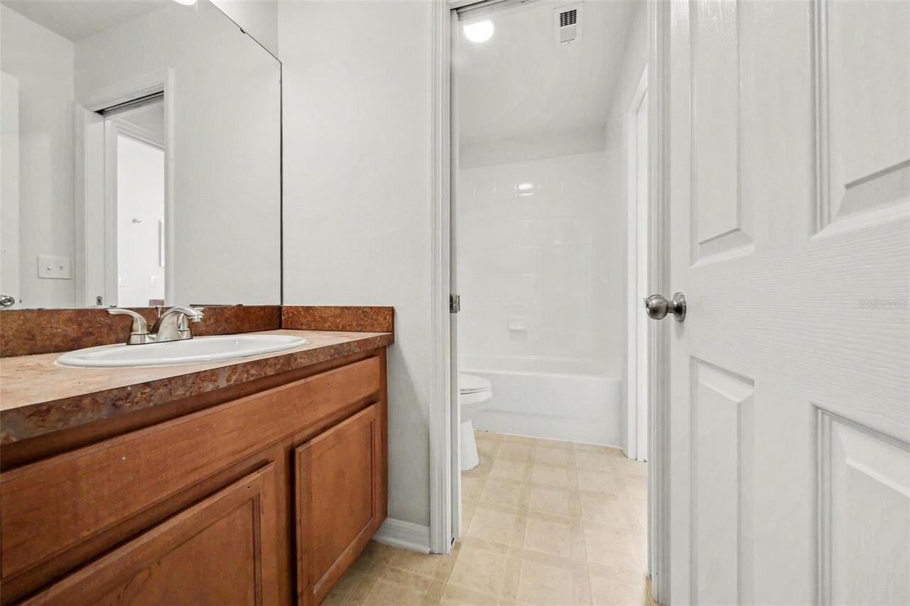 Listing Photo 7