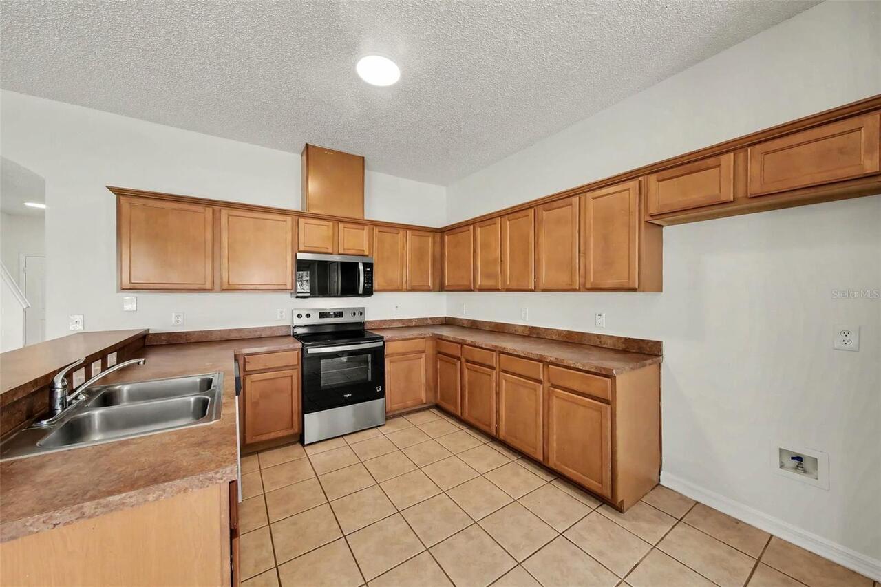 Listing Photo 17
