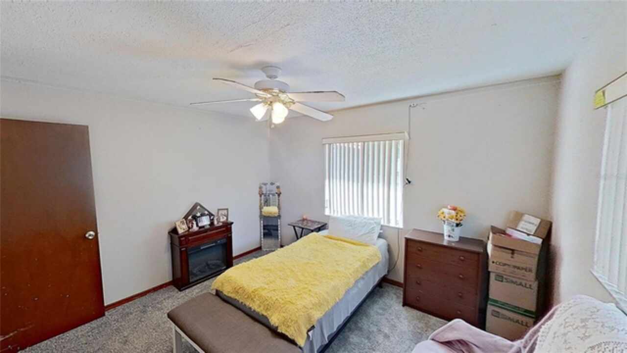 Listing Photo 12