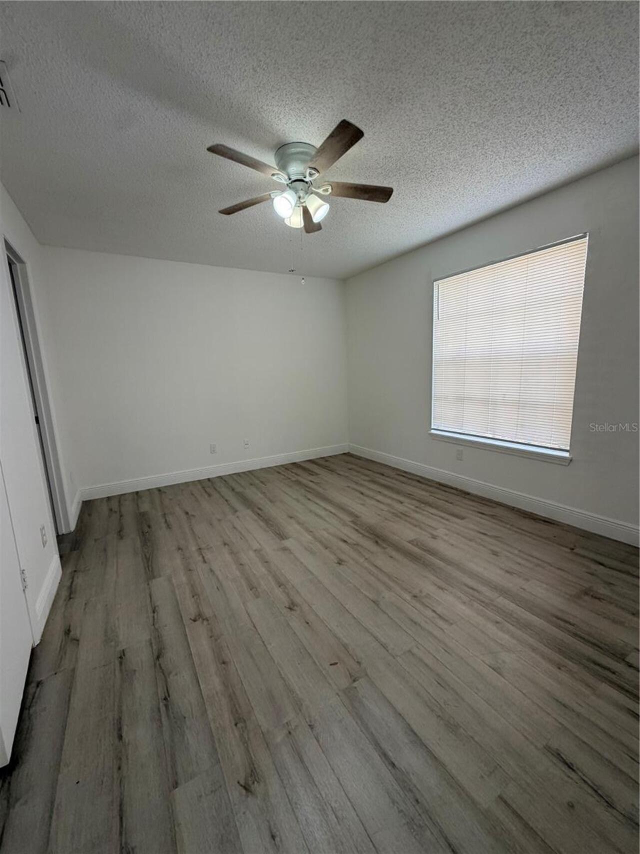 Listing Photo 24