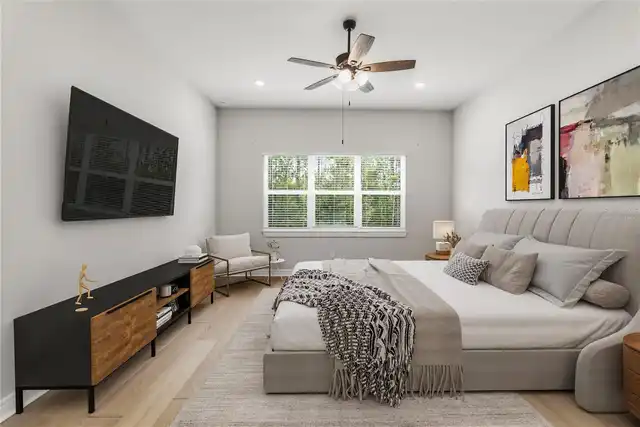 Listing Photo 18
