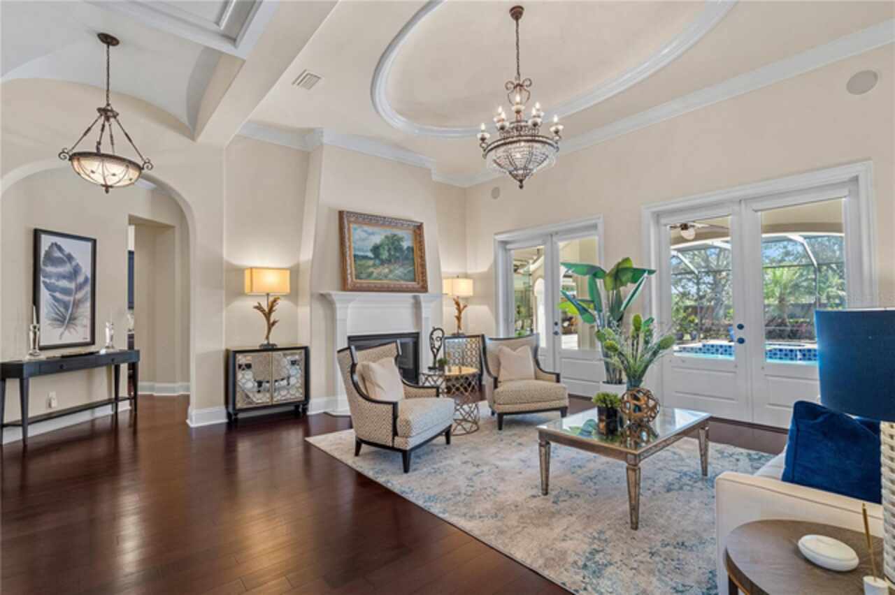 Listing Photo 8