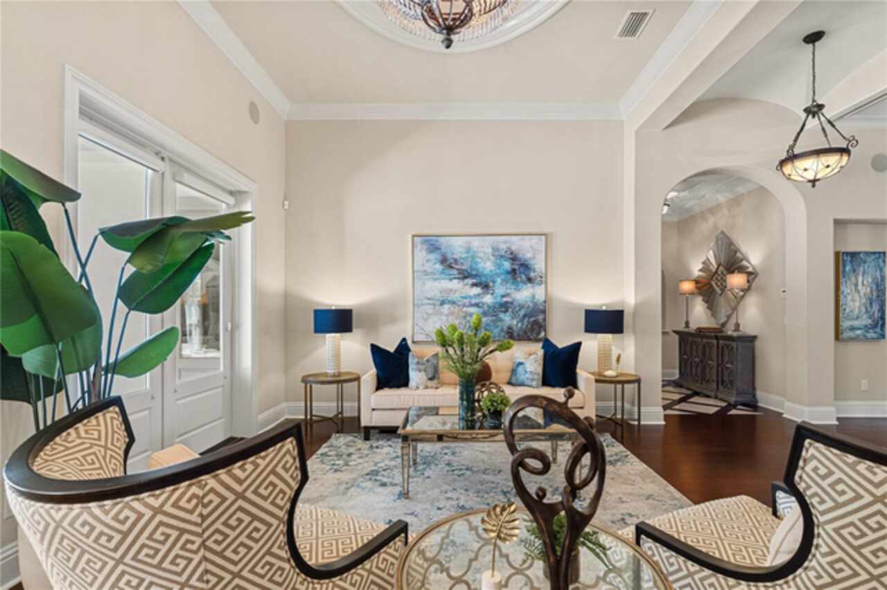 Listing Photo 10