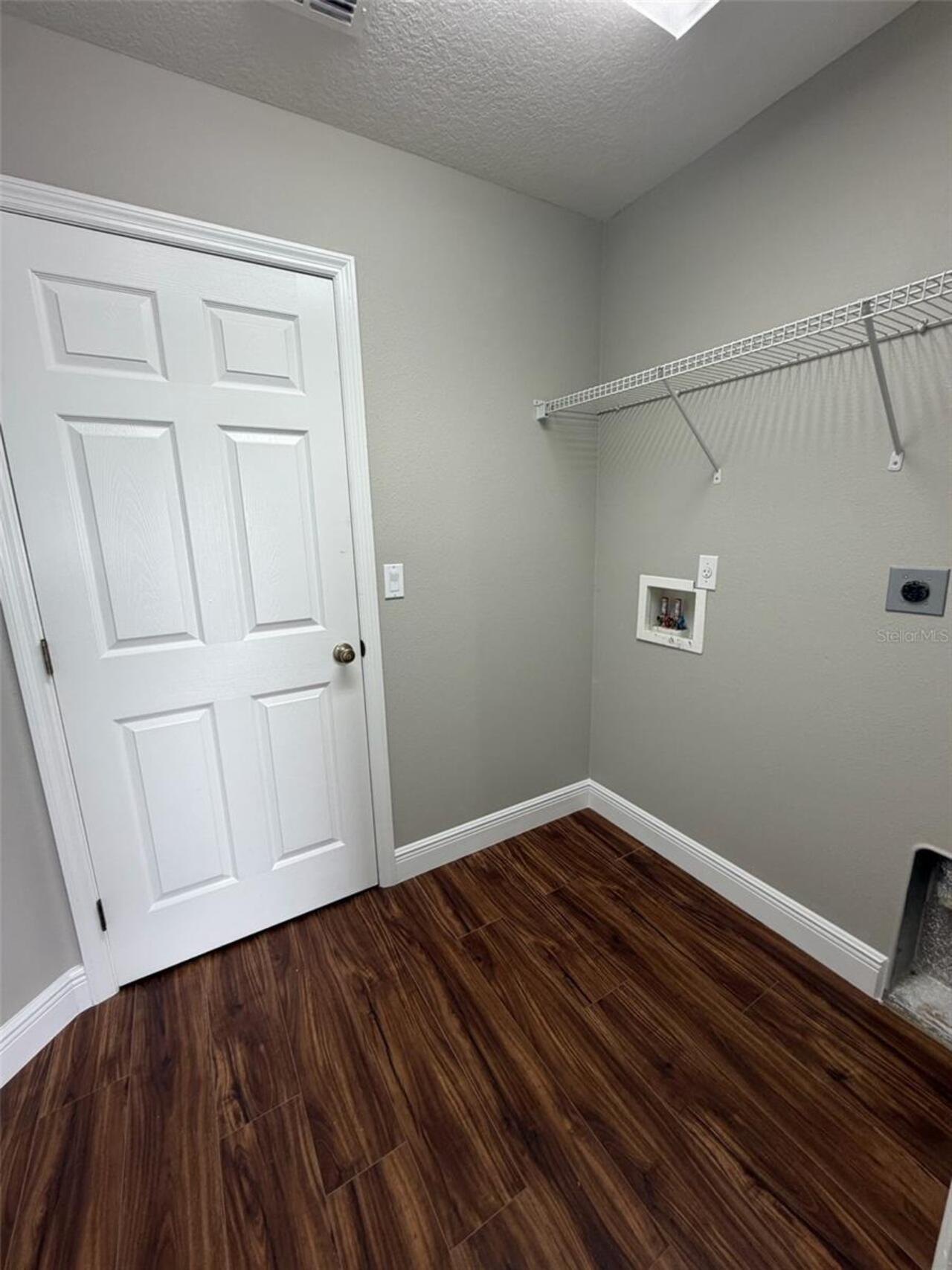 Listing Photo 17