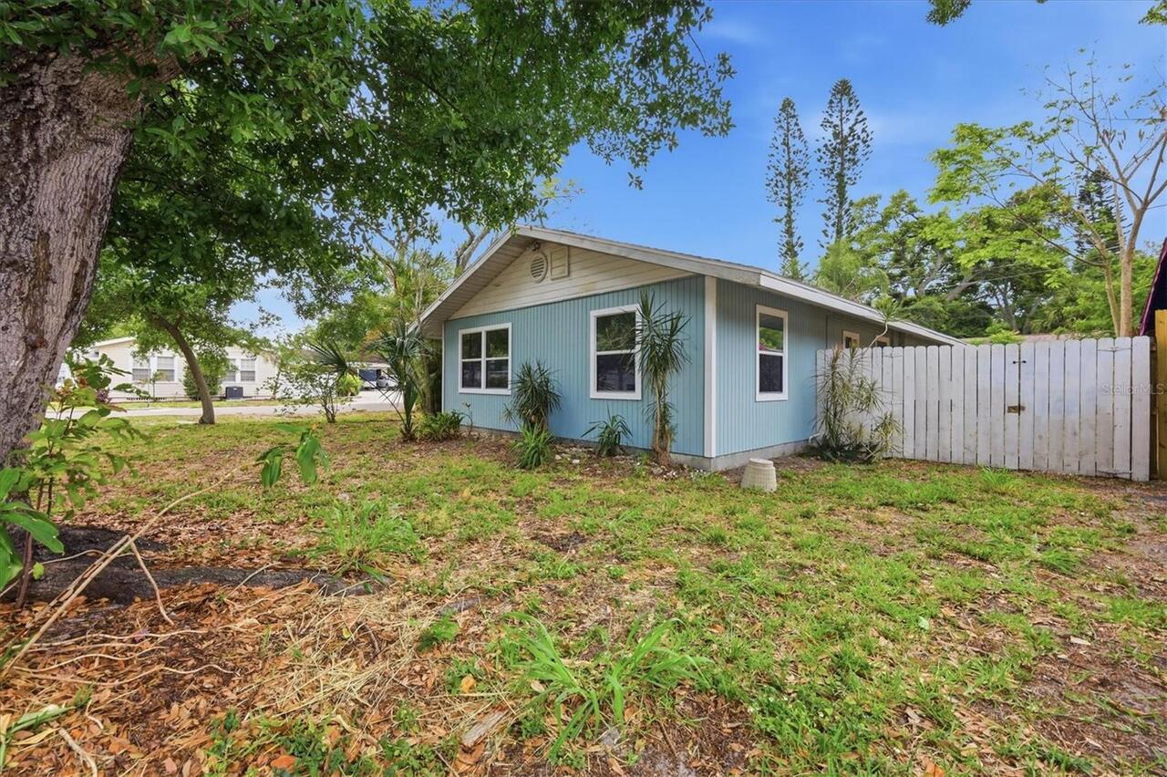 Listing Photo 28