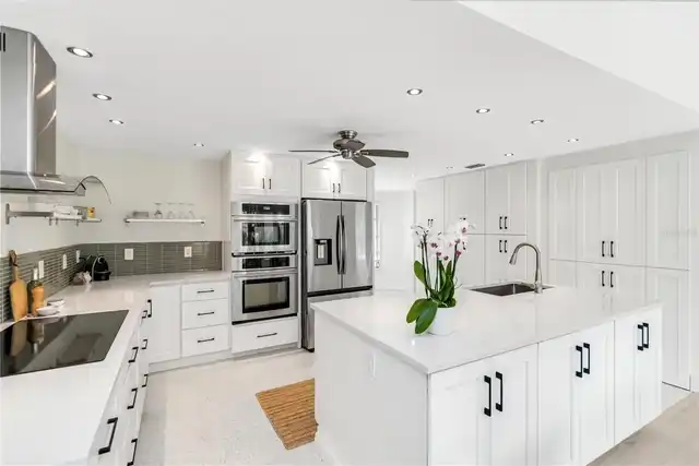 Listing Photo 15
