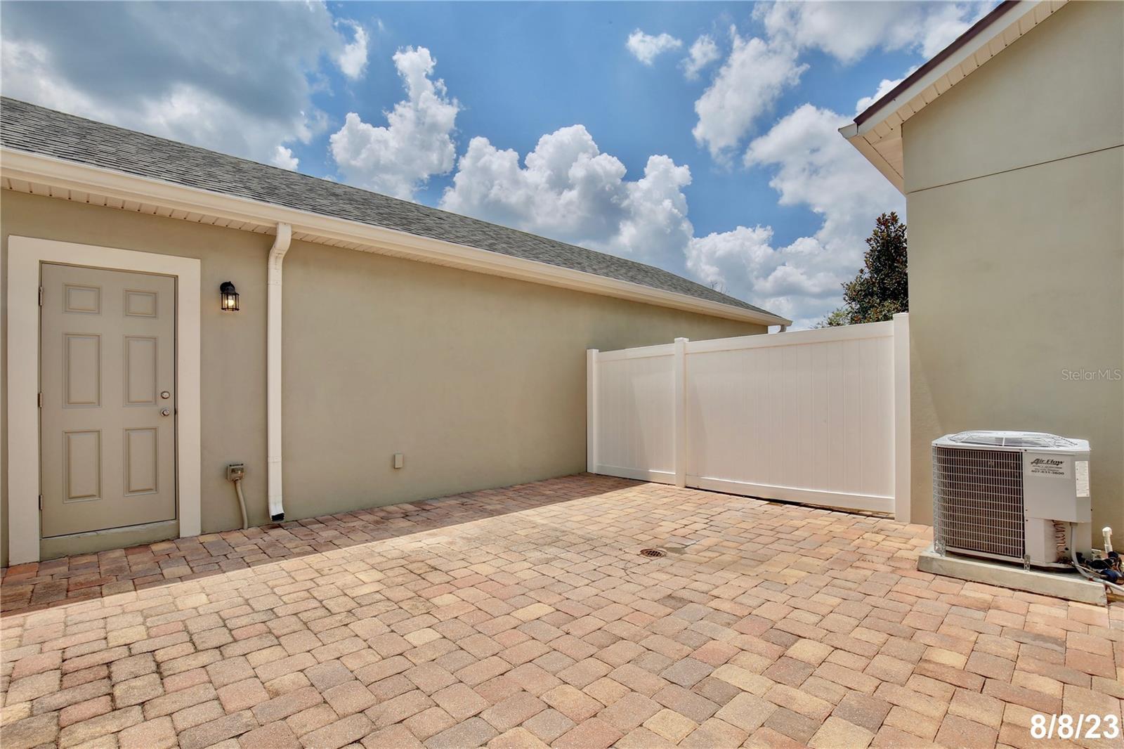 Listing Photo 23