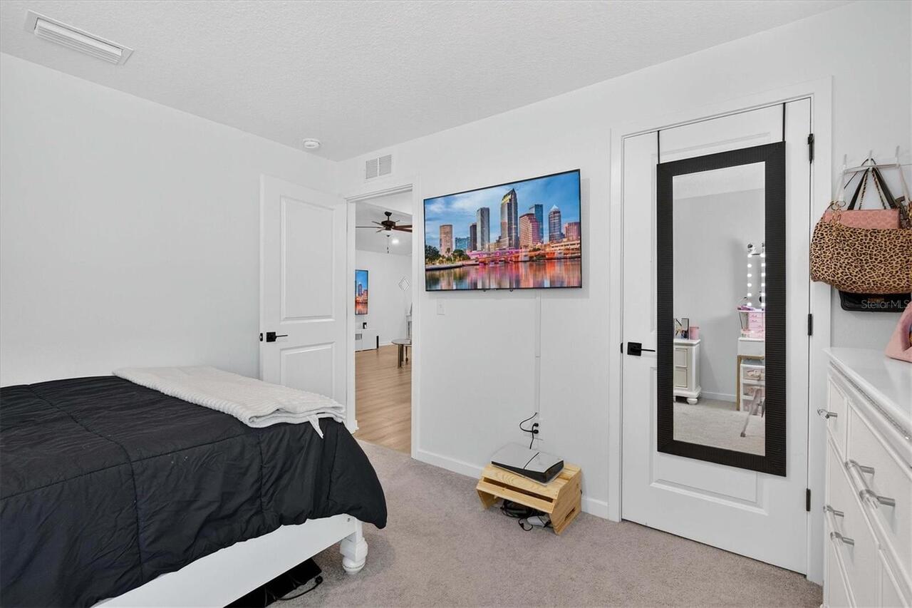 Listing Photo 32