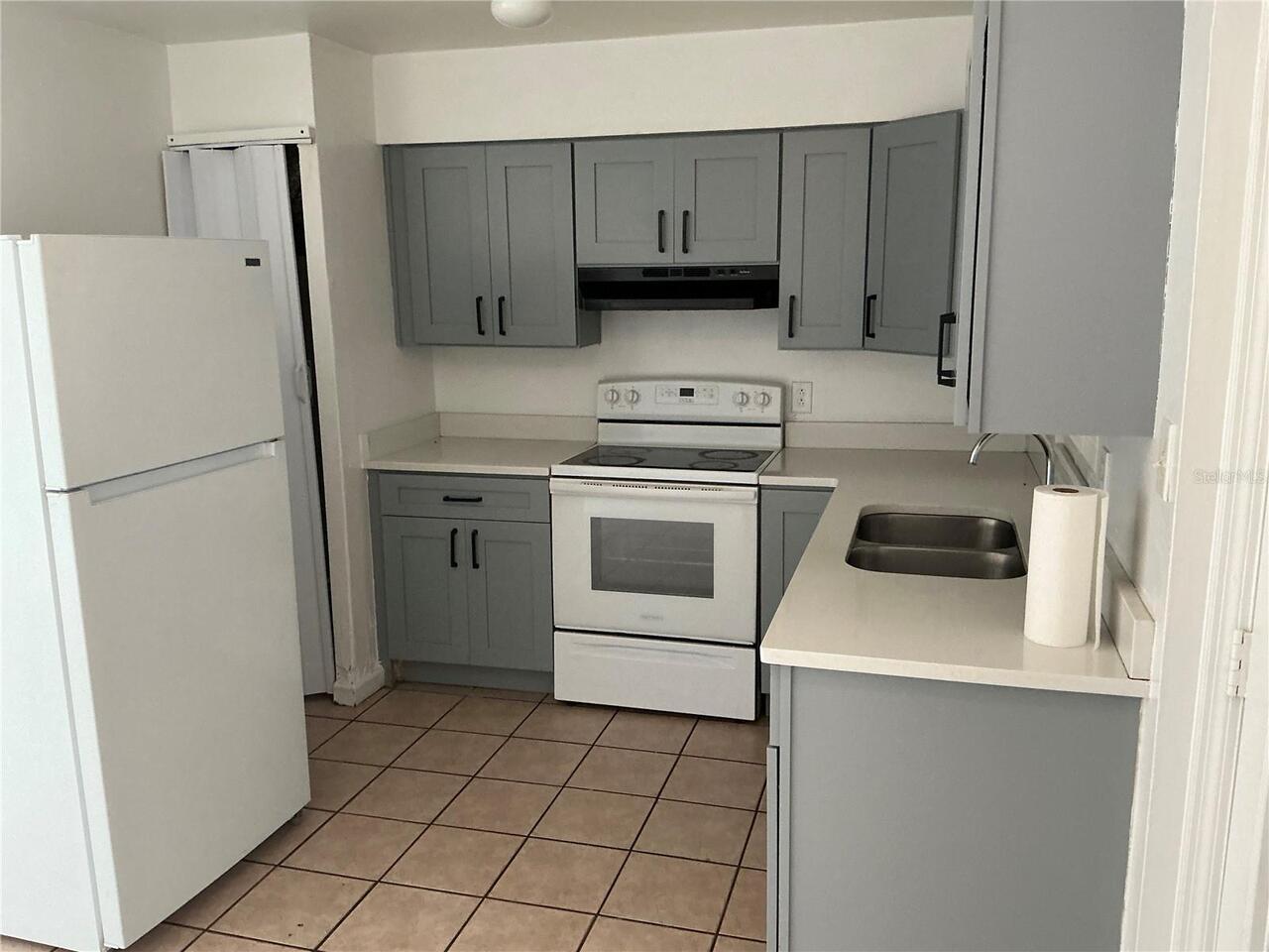 Listing Photo 9