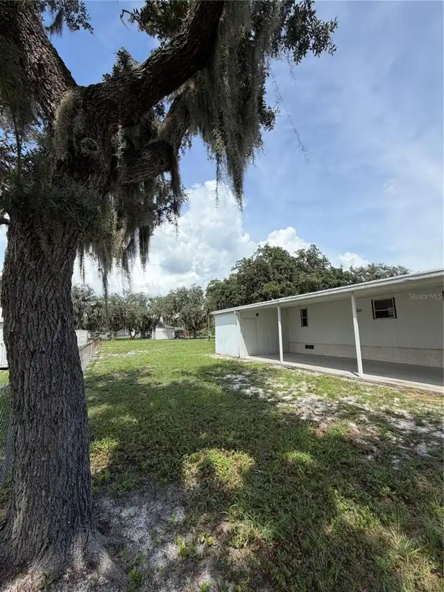 Listing Photo 16