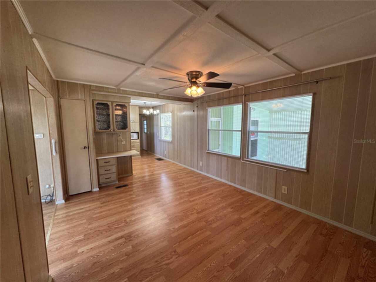 Listing Photo 9